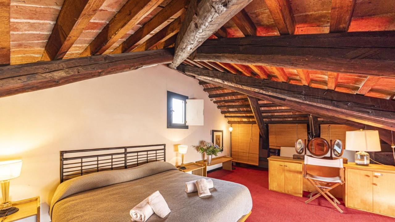 Penthouse Accademia Apartment
